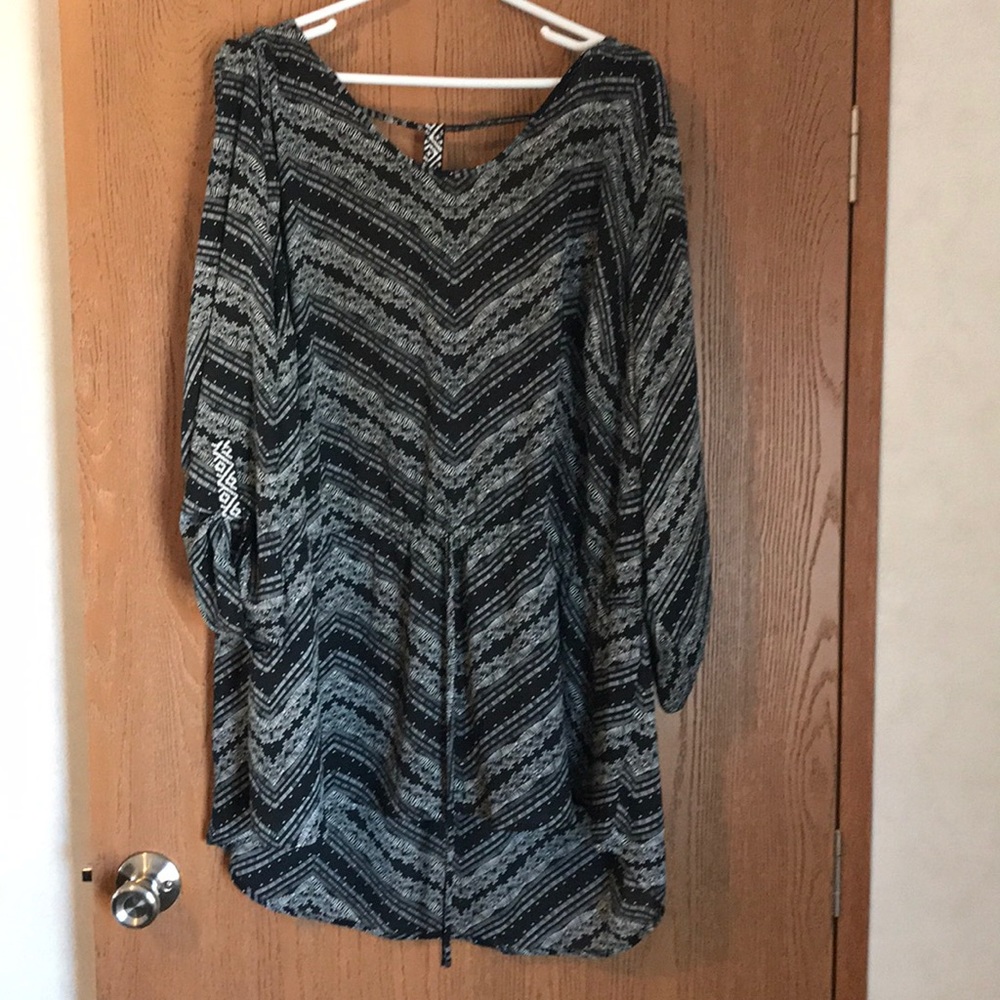 Maurices plus Size tunic top with drawstring tie